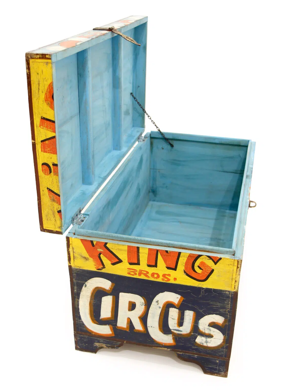 SN8944_Vintage Circus Storage Trunk_event_prop_hire_EPH_Creative_415