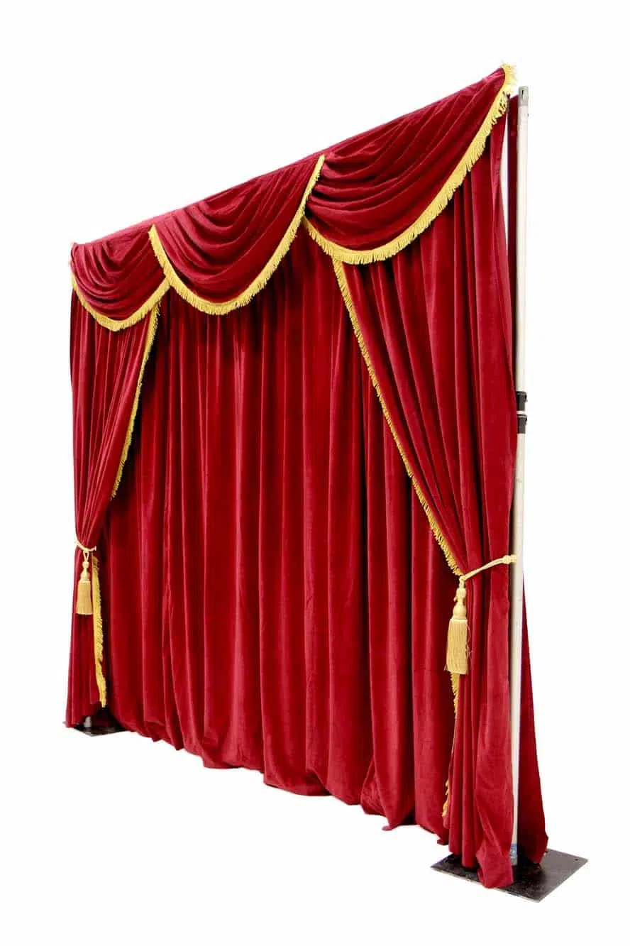 SN9060_Red Velvet Drapes_event_prop_hire_EPH_Creative_287_optimised