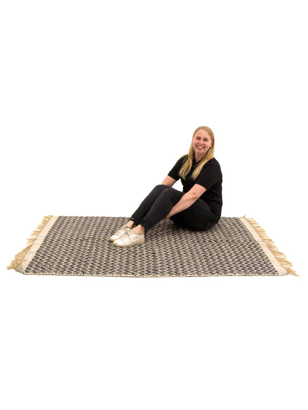 SN9603_Zig Zag Jute and Cotton Rug 1.8m x 1.2m - Blk_wht _event_prop_hire_EPH_creative9_optimised