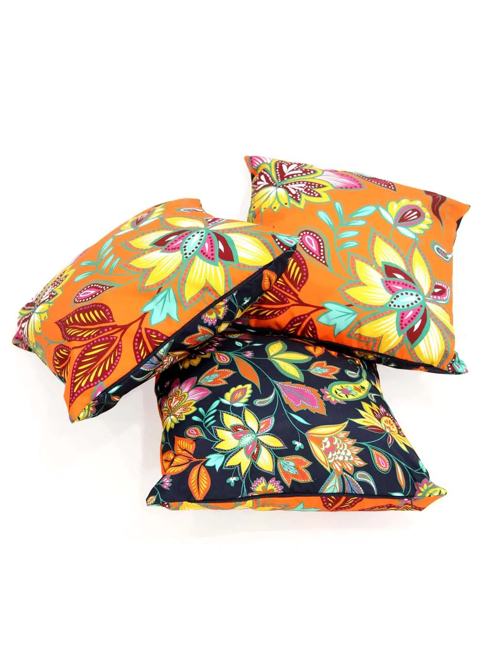 SN9650_Floral reversible outdoor square Cushion_event_prop_hire_EPH_Creative_512_optimised