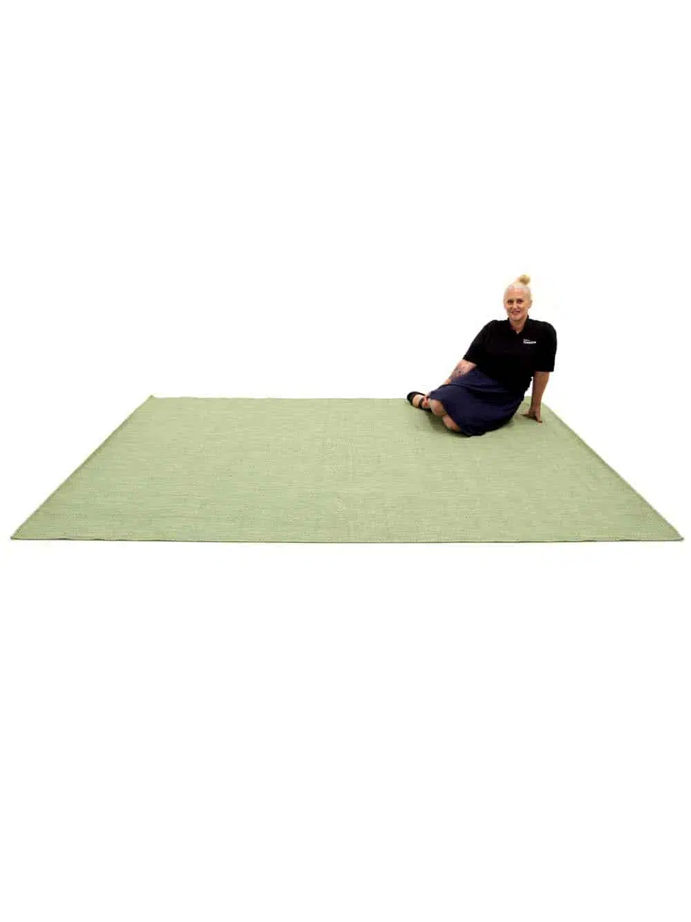 SN9728_Outdoor rug- Light Green 200 x 290cm _event_prop_hire_EPH_creative7_optimised