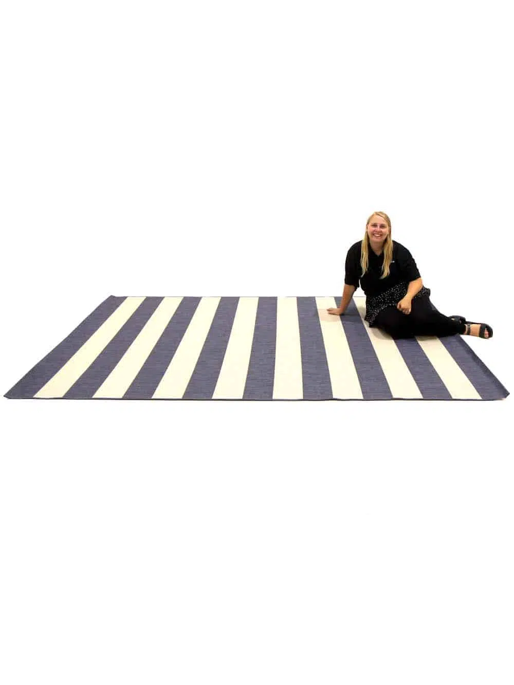 SN9735_Indoor_Outdoor Rug - Blue_Light Beige 200 X 290CM_event_prop_hire_EPH_Creative_037_optimised
