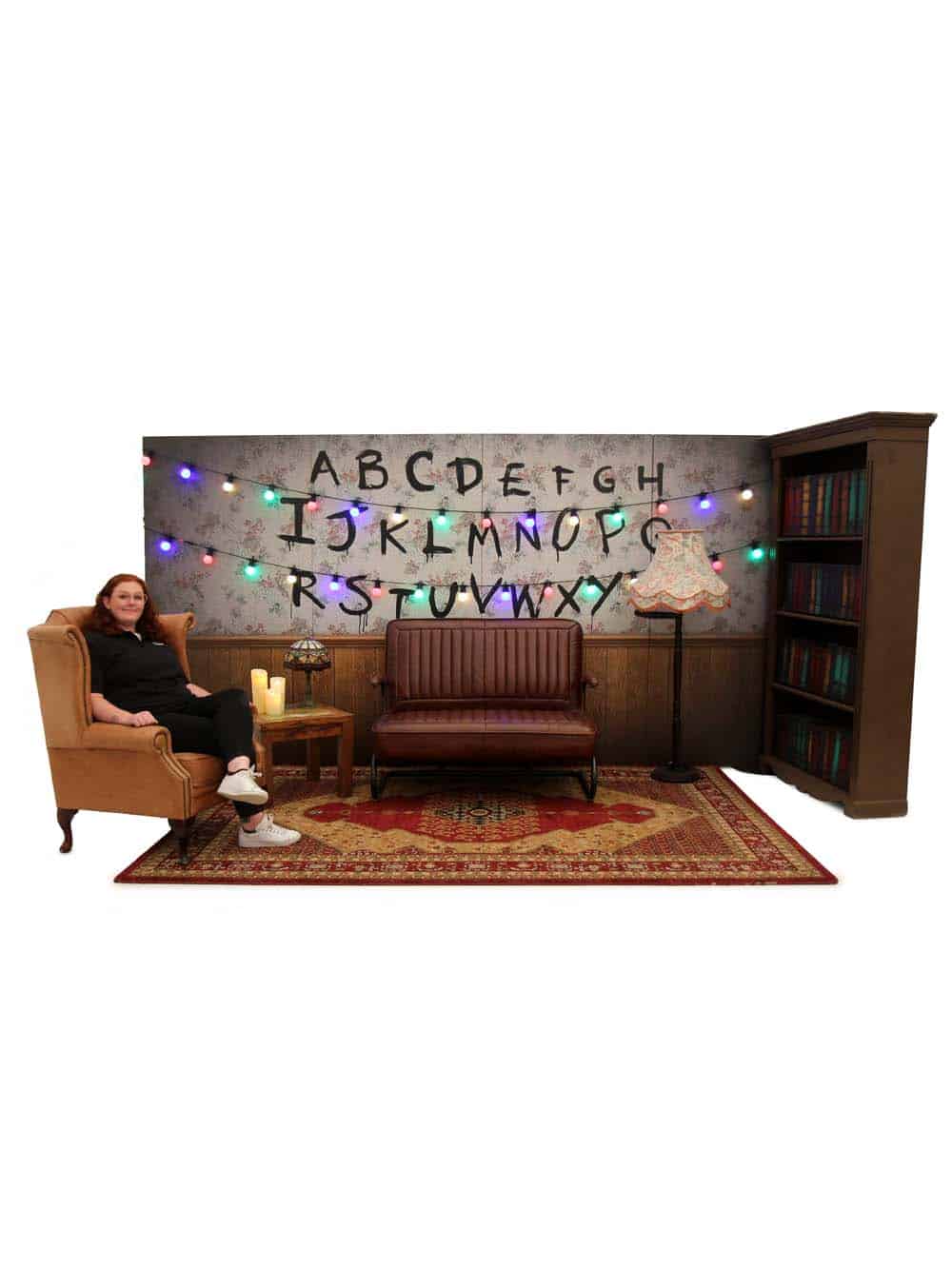 SN10226_Stranger Things Living Room Montage_event_prop_hire_EPH_Creative_021_optimised
