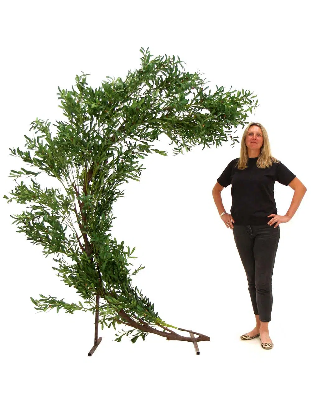 SN10339_Half Moon Gate - Olive_event_prop_hire_EPH_Creative_078_optimised