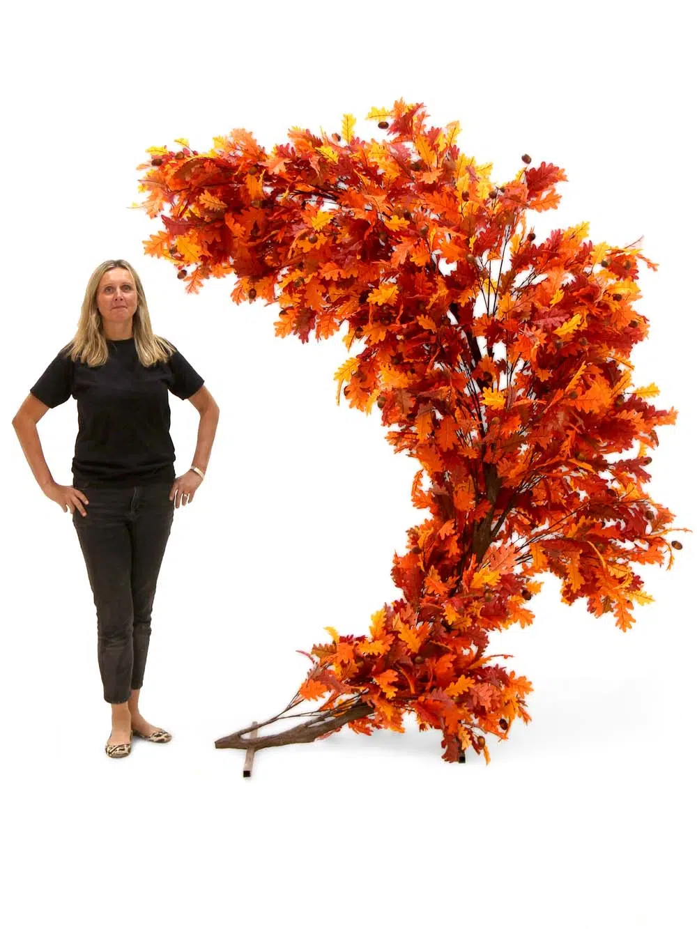 SN10344_Half Moon Gate - Autumn Oak_event_prop_hire_EPH_Creative_084_optimised