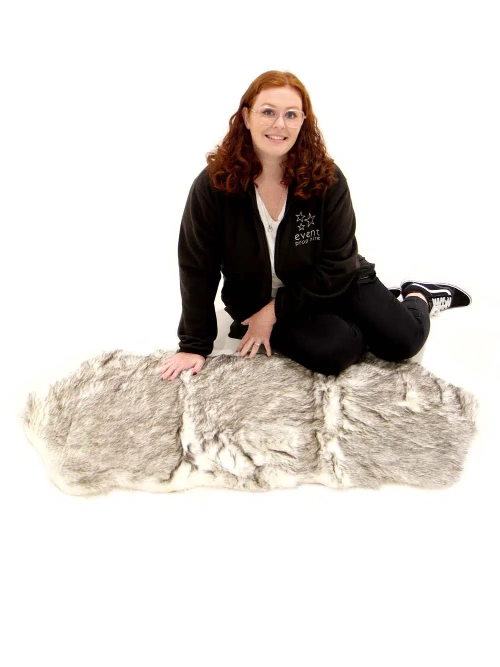 SN10315_Faux Fur Rug - Tip Dye_event_prop_hire_EPH_Creative_2_optimised