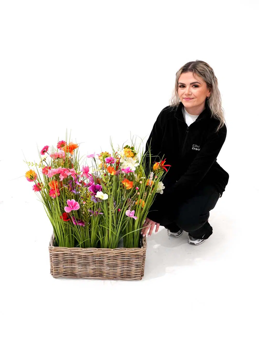 SN10492 _Wildflowers in Wicker Trough - Small - Warm Colours_event_prop_hire_EPH_Creative_011 copy _optimised