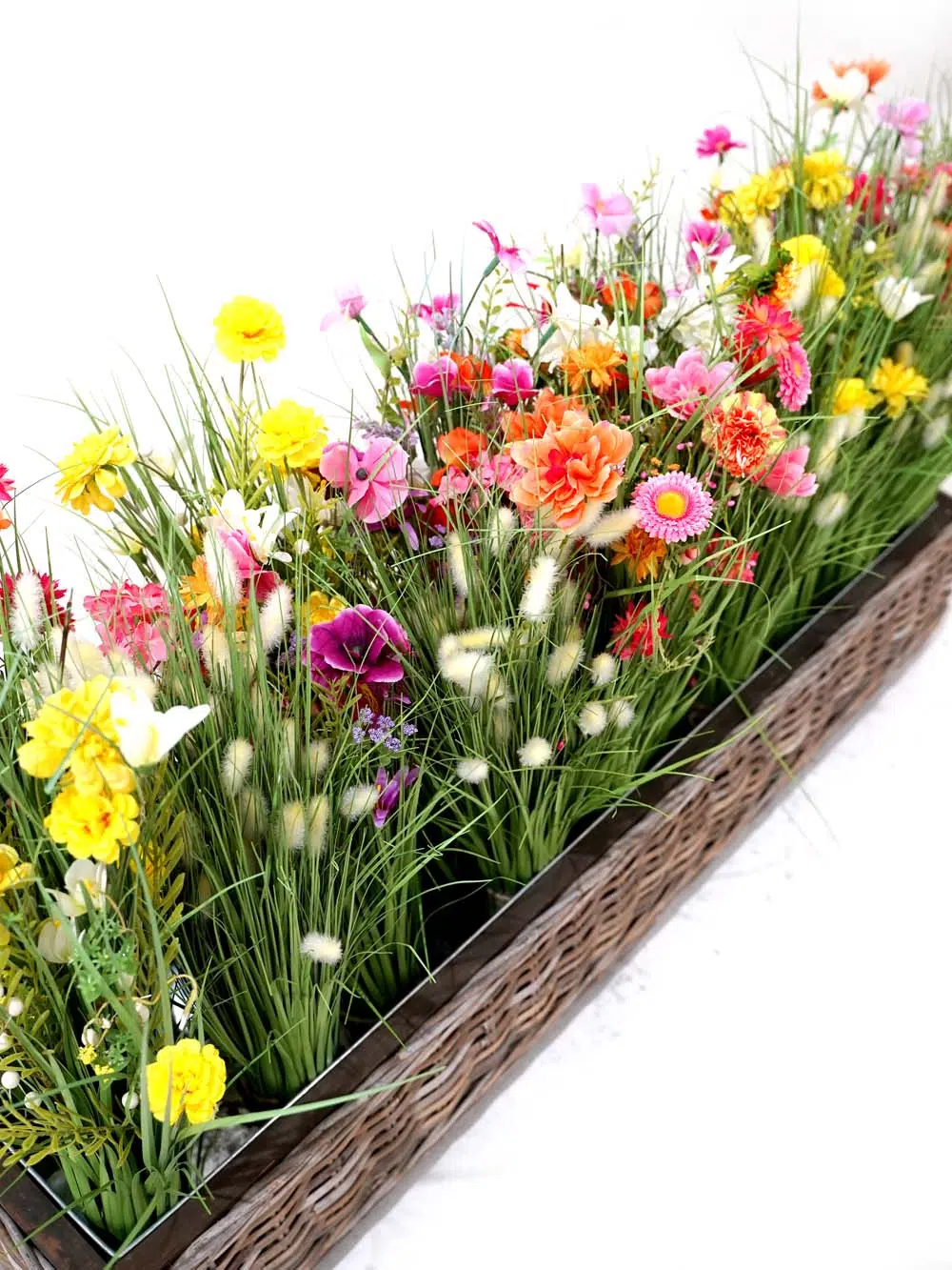 SN10500 _Wildflowers in Wicker Trough - Large - Warm Colours_event_prop_hire_EPH_Creative_021 copy _optimised