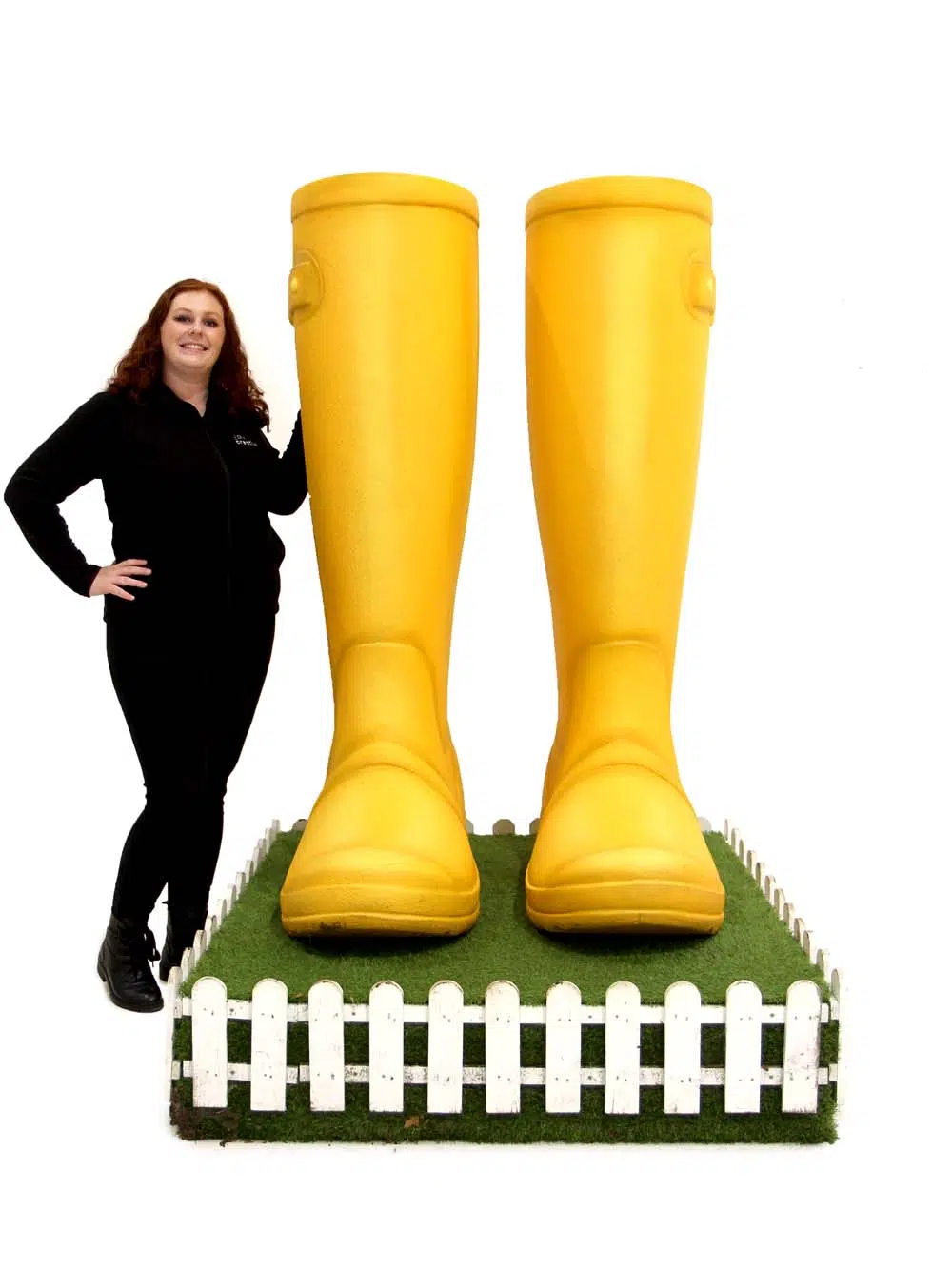 SN10621_Giant Welly Boots on Plinth - Yellow_event_prop_hire_EPH_Creative_8_optimised