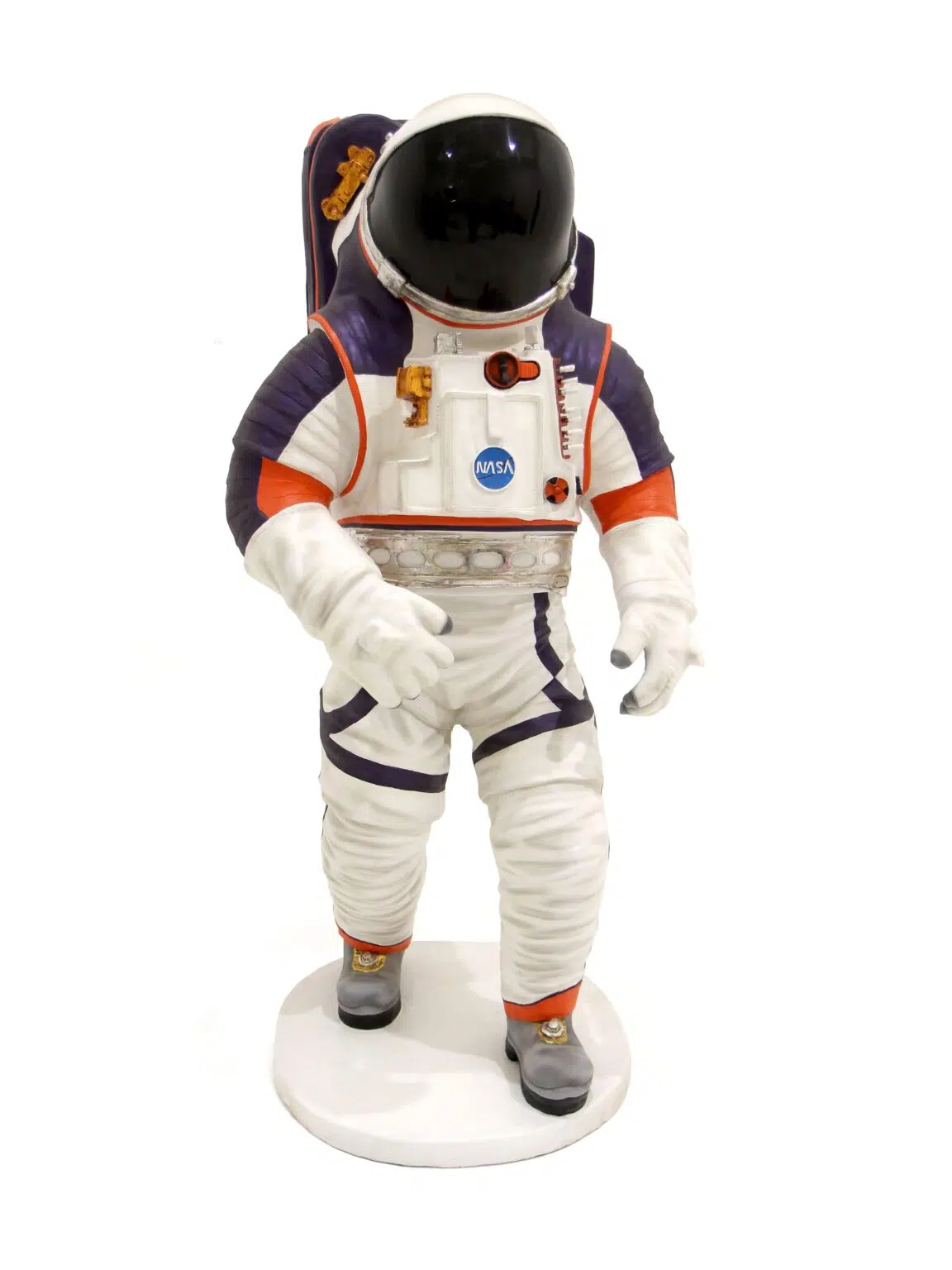 SN11283_Walking Astronaut Model_event_prop_hire_EPH_Creative_3_optimised