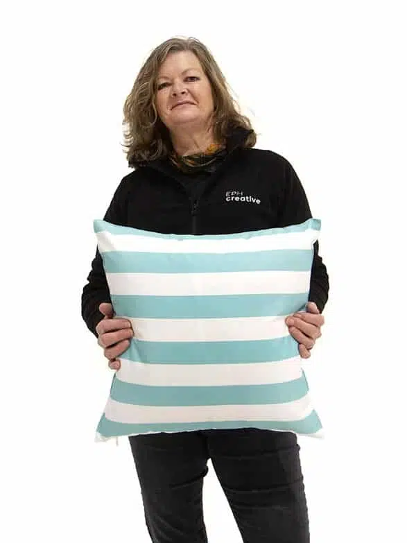 SN11915_Outdoor Cushion (45x45cm) - Turquoise_White Striped__07890