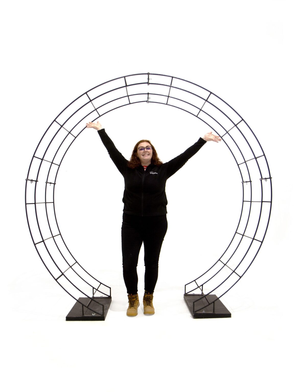 SN8883_Circular Metal Entranceway__07676_optimised