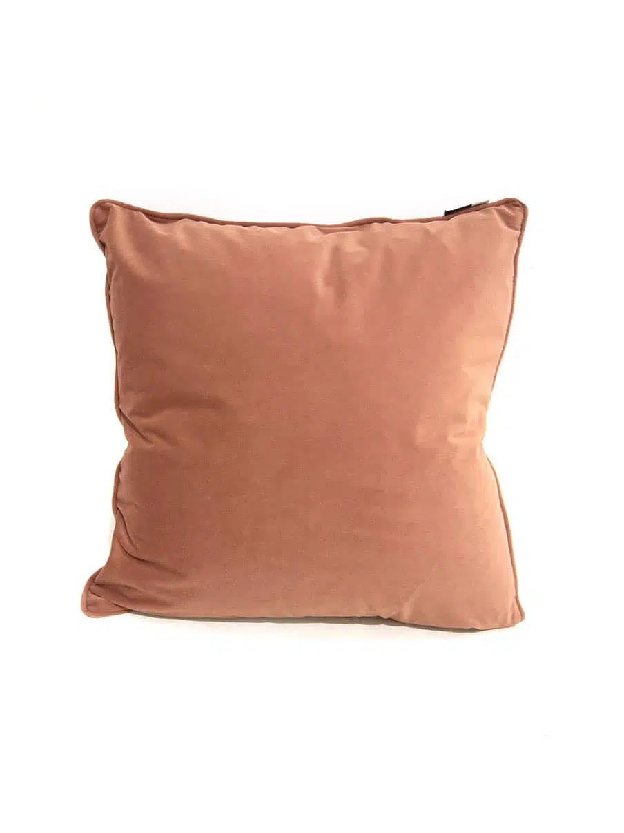 SN11662_Velvet Cushion - Dusty Pink__07907_optimised