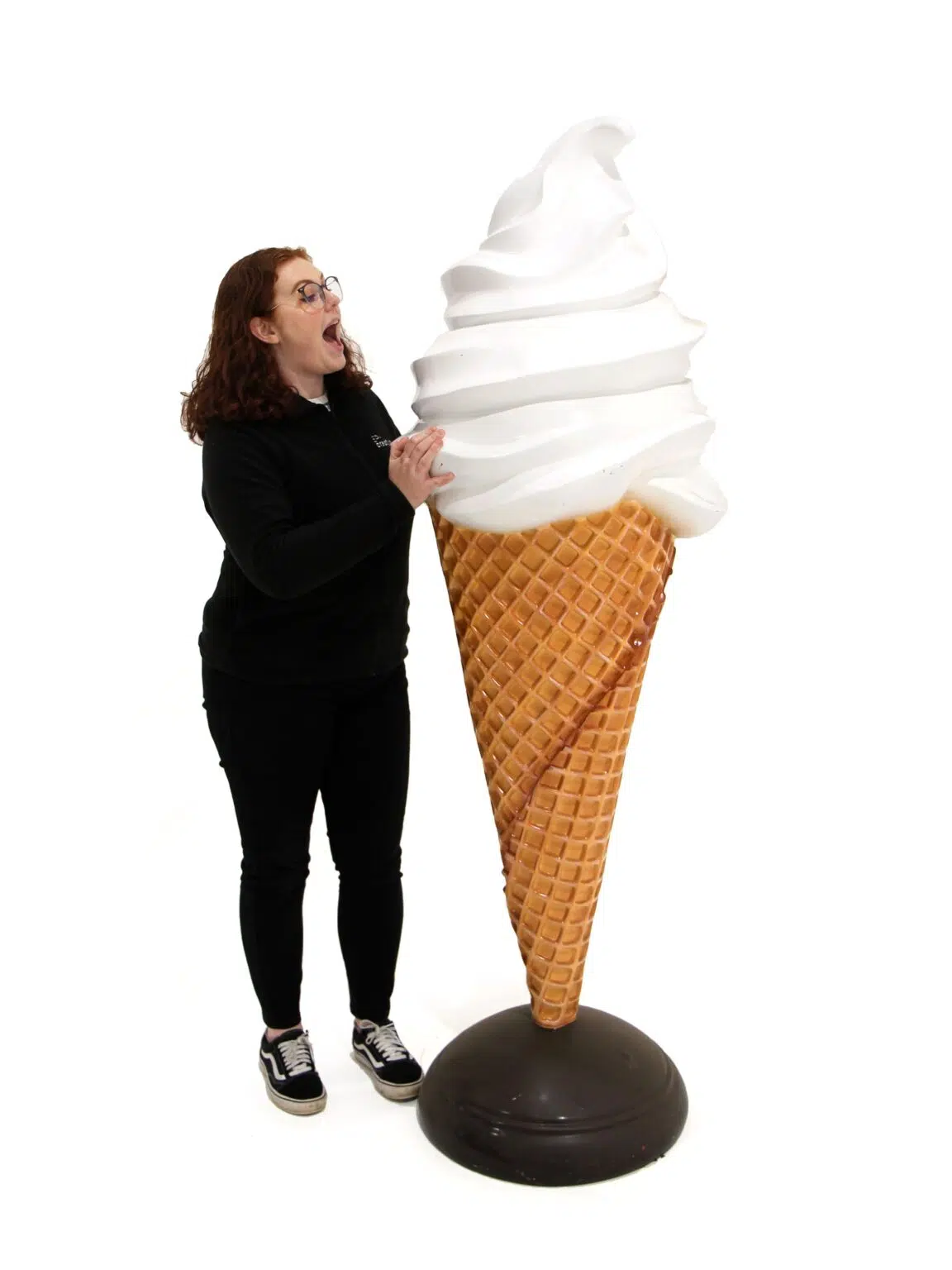 SN8314_Giant 3d Ice Cream Prop_event_prop_hire_EPH_Creative_1_optimised