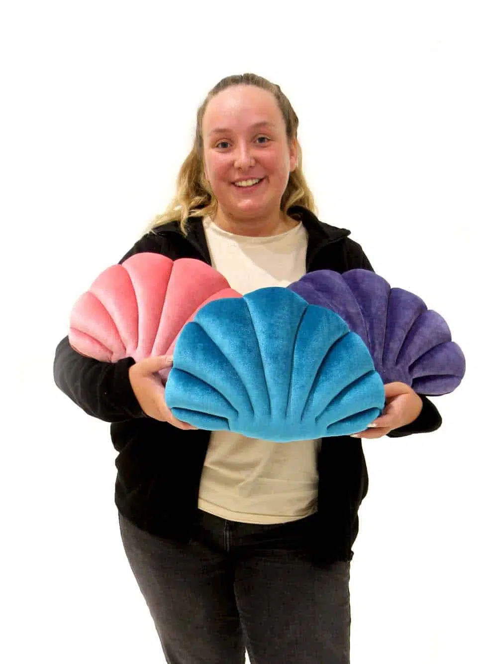 SN12351_ Velvet Shell Cushions - Small - Set of 3_event_prop_hire_EPH_Creative_772_optimised