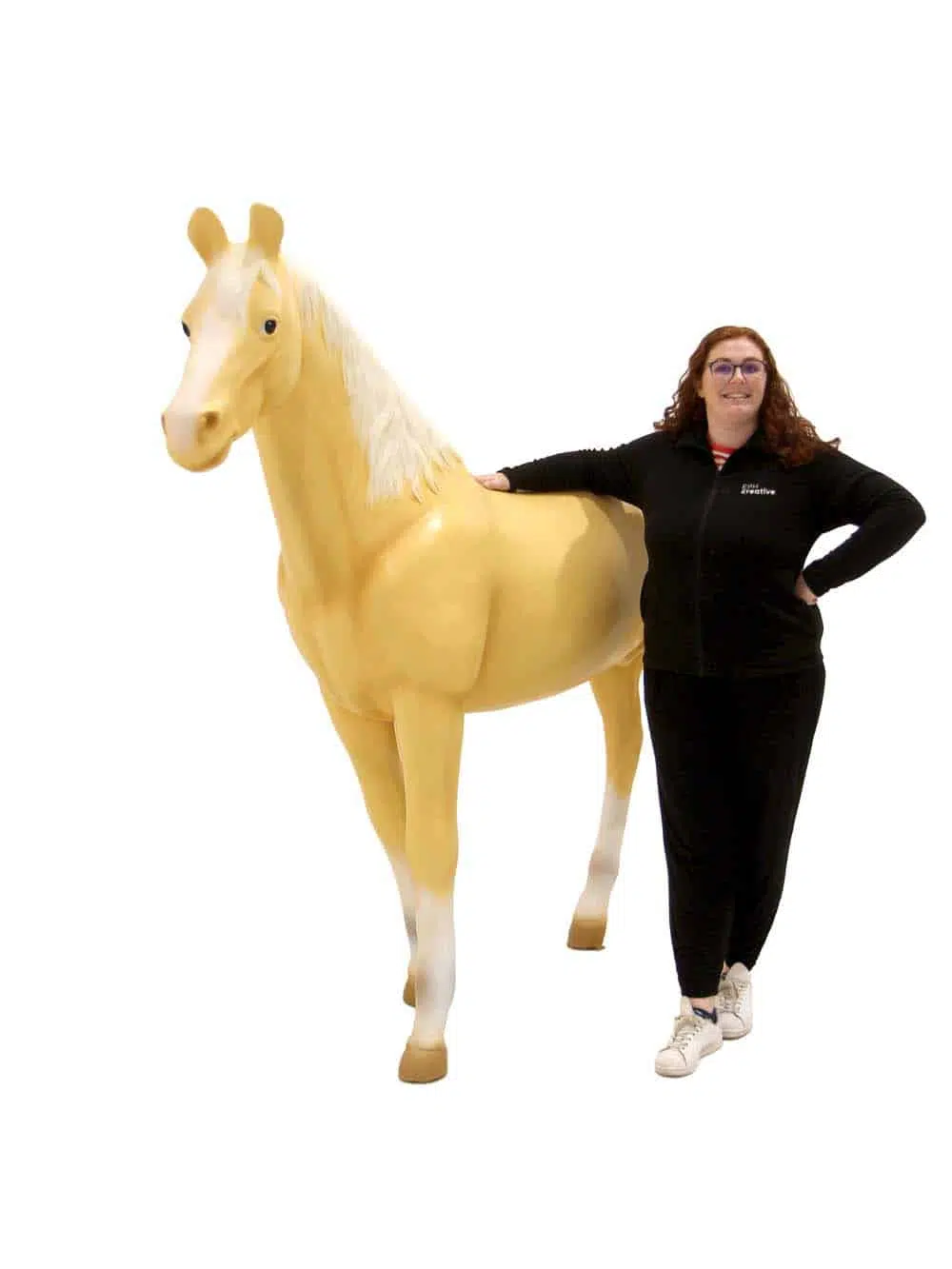 SN12981_Life-Size Palomino Horse_event_prop_hire_EPH_Creative_020_optimised