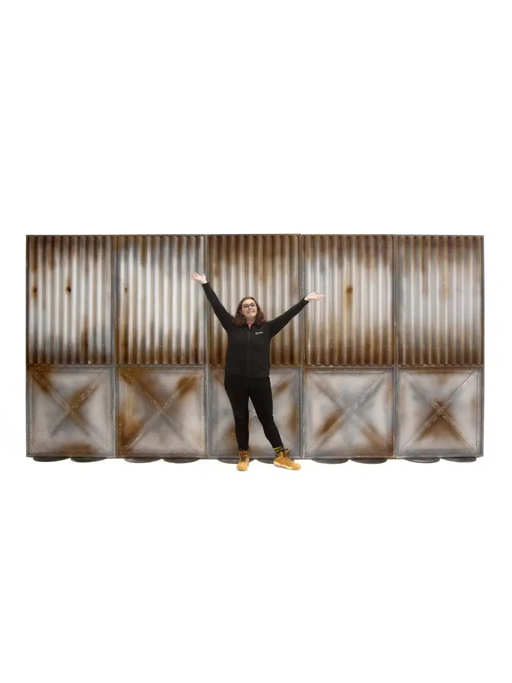 SN12025 _Industrial Metal Effect Modular Wall Backdrop - Corrugated - Large__07602. _optimised