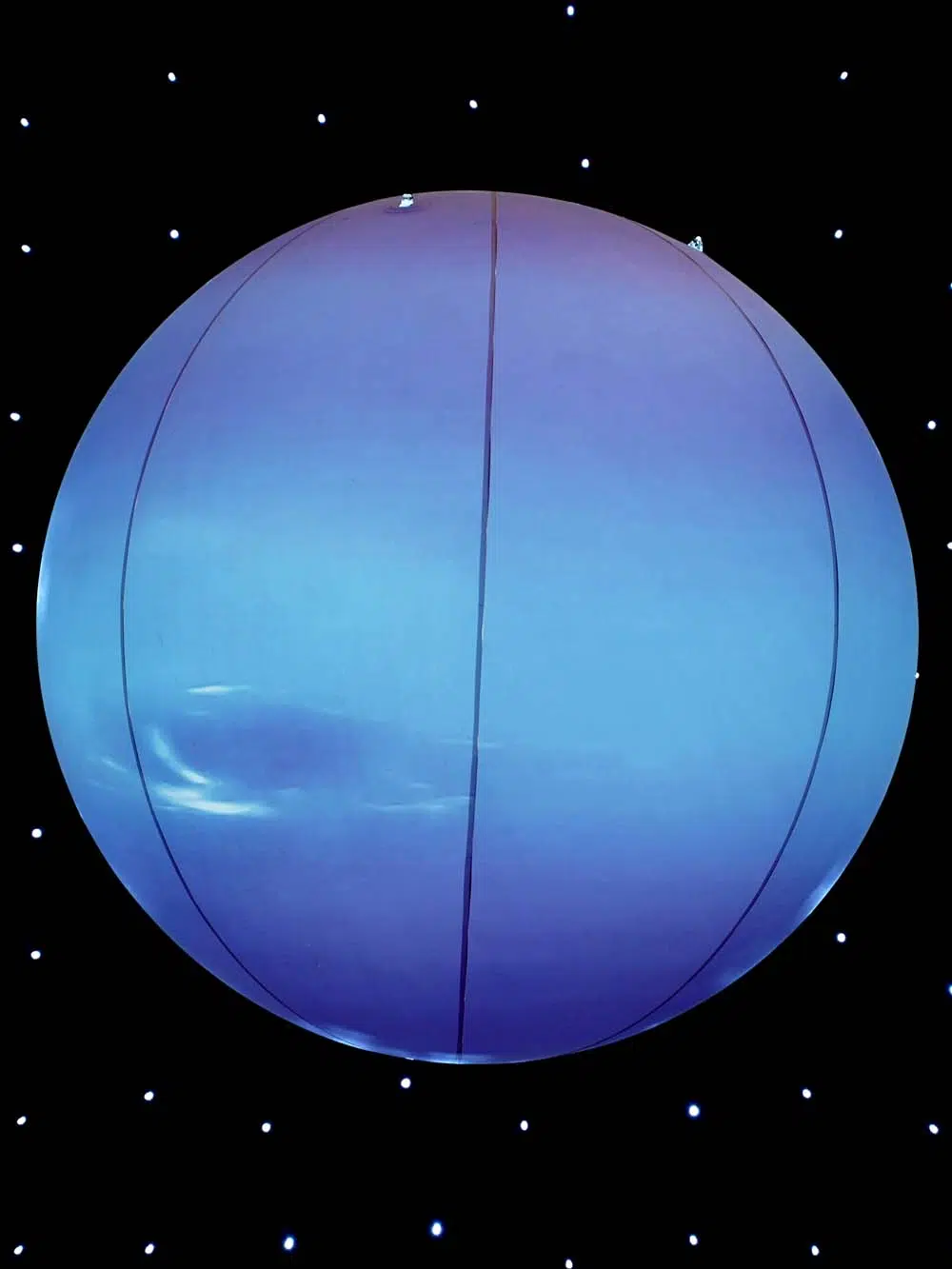 SN13085_Giant Inflatable Planet - Neptune_event_prop_hire_EPH_Creative_271. optimised