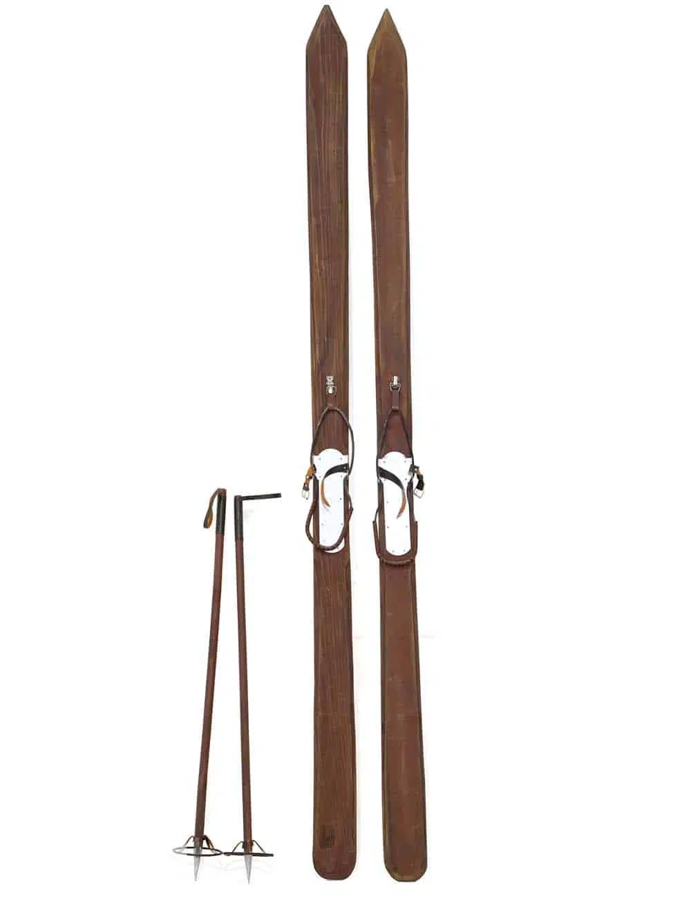 SN13266 _Giant Wooden Pair of Skis & Poles-event_prop_hire_EPH_Creative_912_optimised