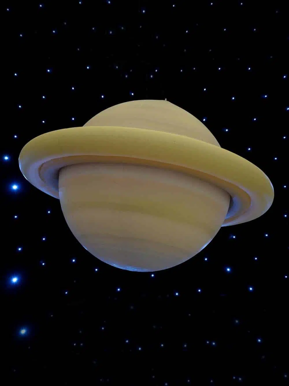 SN13083 _Giant Inflatable Planet - Saturn_event_prop_hire_EPH_Creative_226_optimised