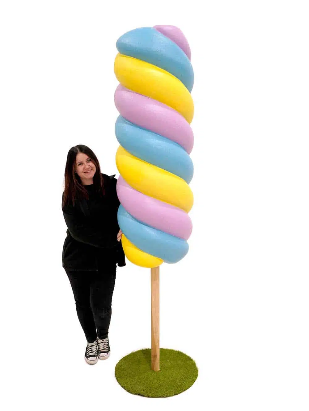 SN13548_Twisted Lollipop - Large_event_prop_hire_EPH_Creative_179. _optimised