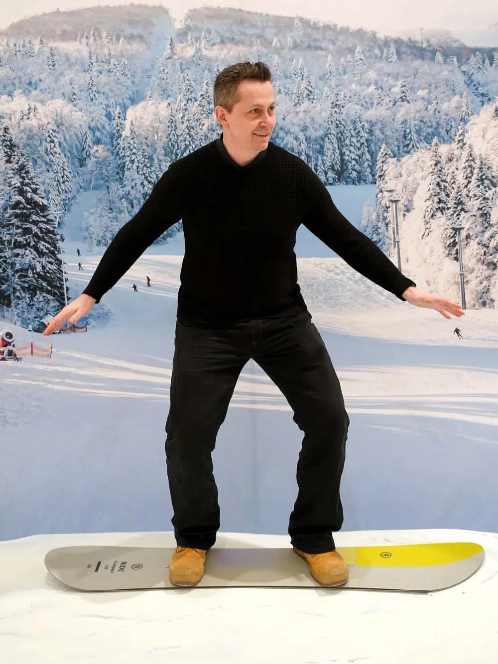 SN13421 _Snowboard 'Hop-On' Photo Op_event_prop_hire_EPH_Creative_057 _optimised