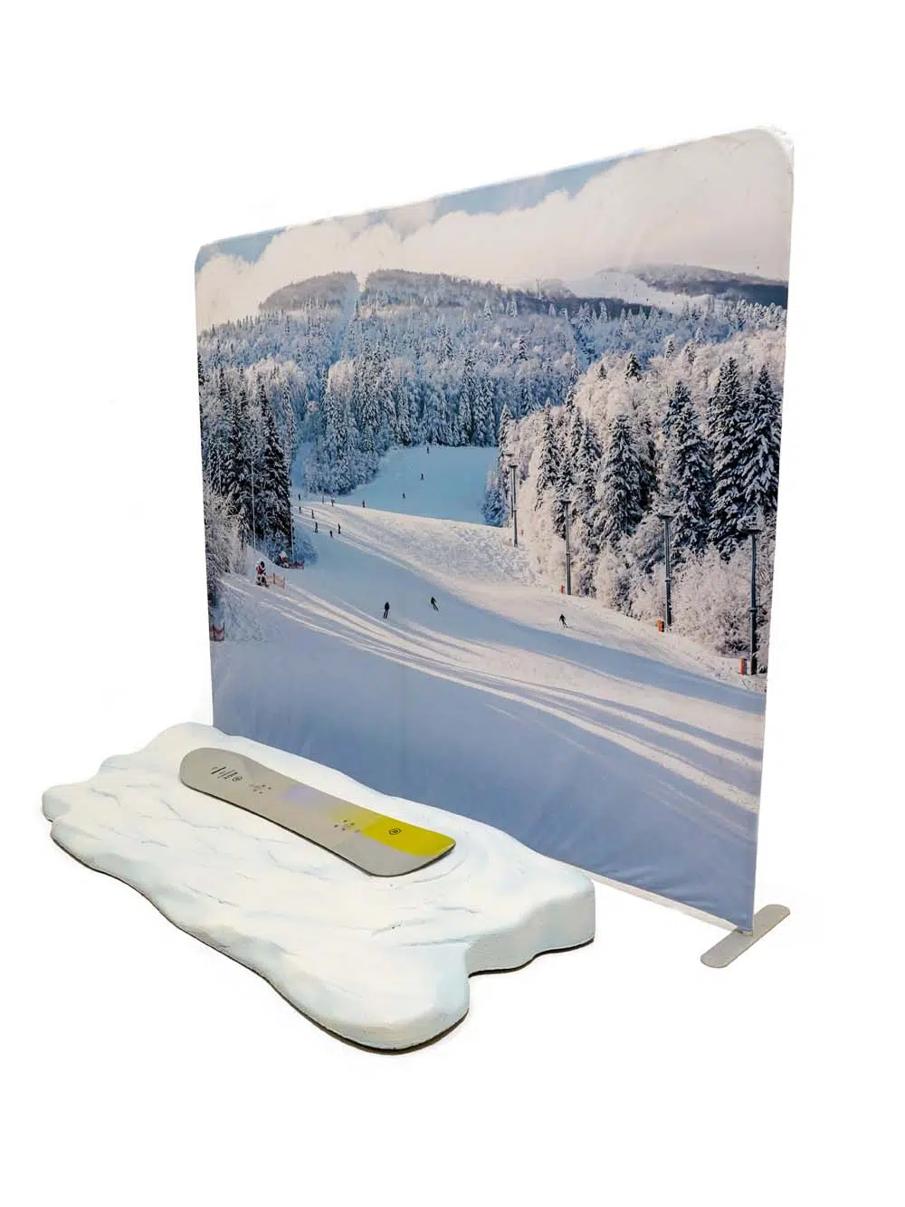 SN13421 _Snowboard 'Hop-On' Photo Op_event_prop_hire_EPH_Creative_062 _optimised