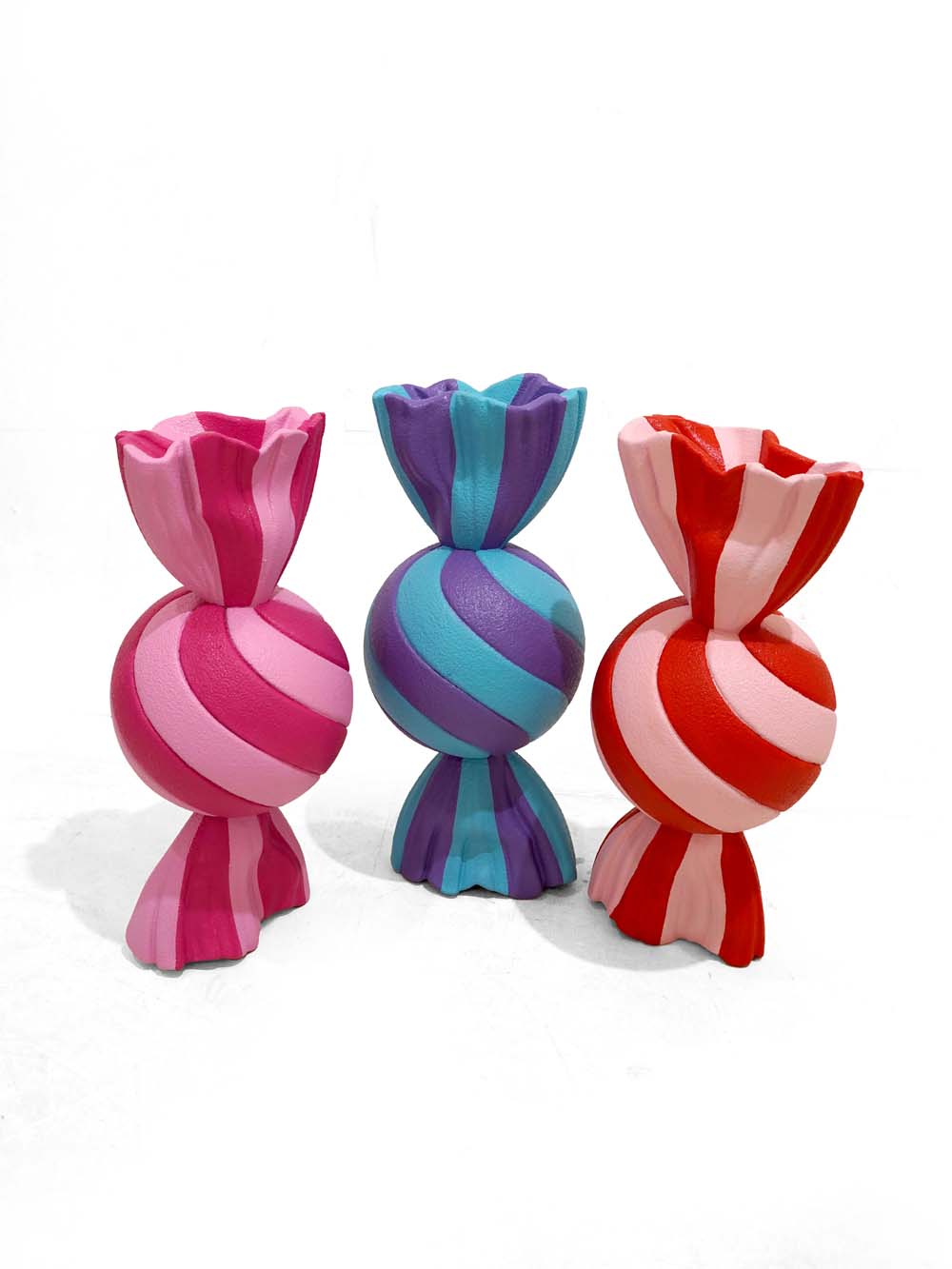 SN13589 _Giant Wrapped Round Sweet - Assorted Colours_event_prop_hire_EPH_Creative_034 _optimised