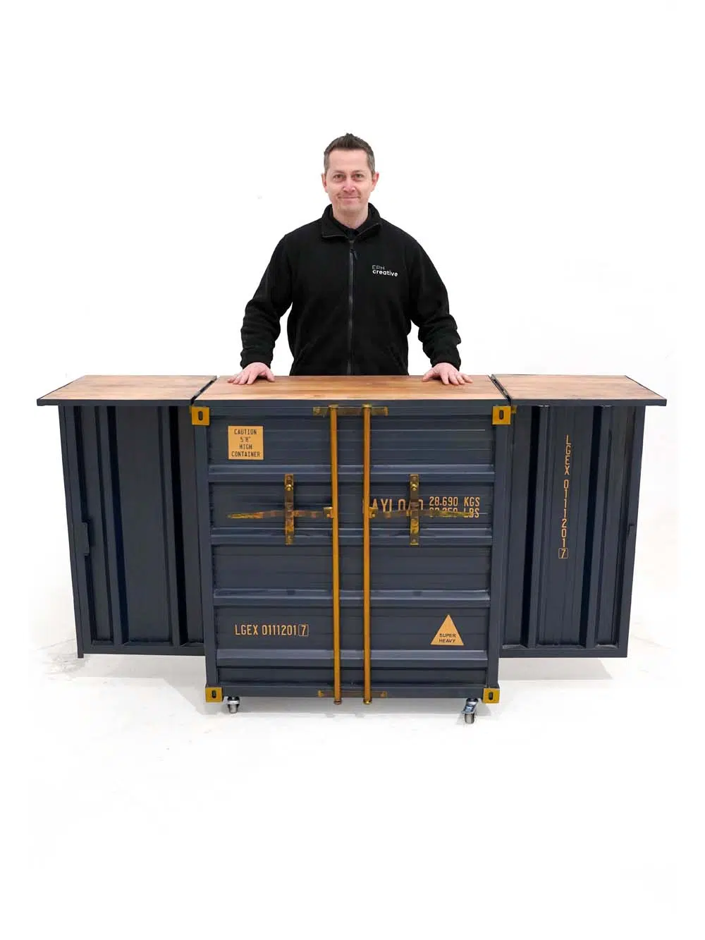 SN13741 _Shipping Container Bar_event_prop_hire_EPH_Creative_024 _optimised