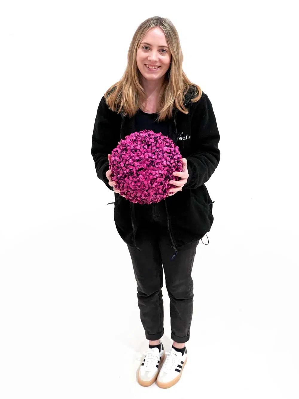 SN13813 _Topiary Boxwood Ball - 25cm - Pink_event_prop_hire_EPH_Creative_010 _optimised
