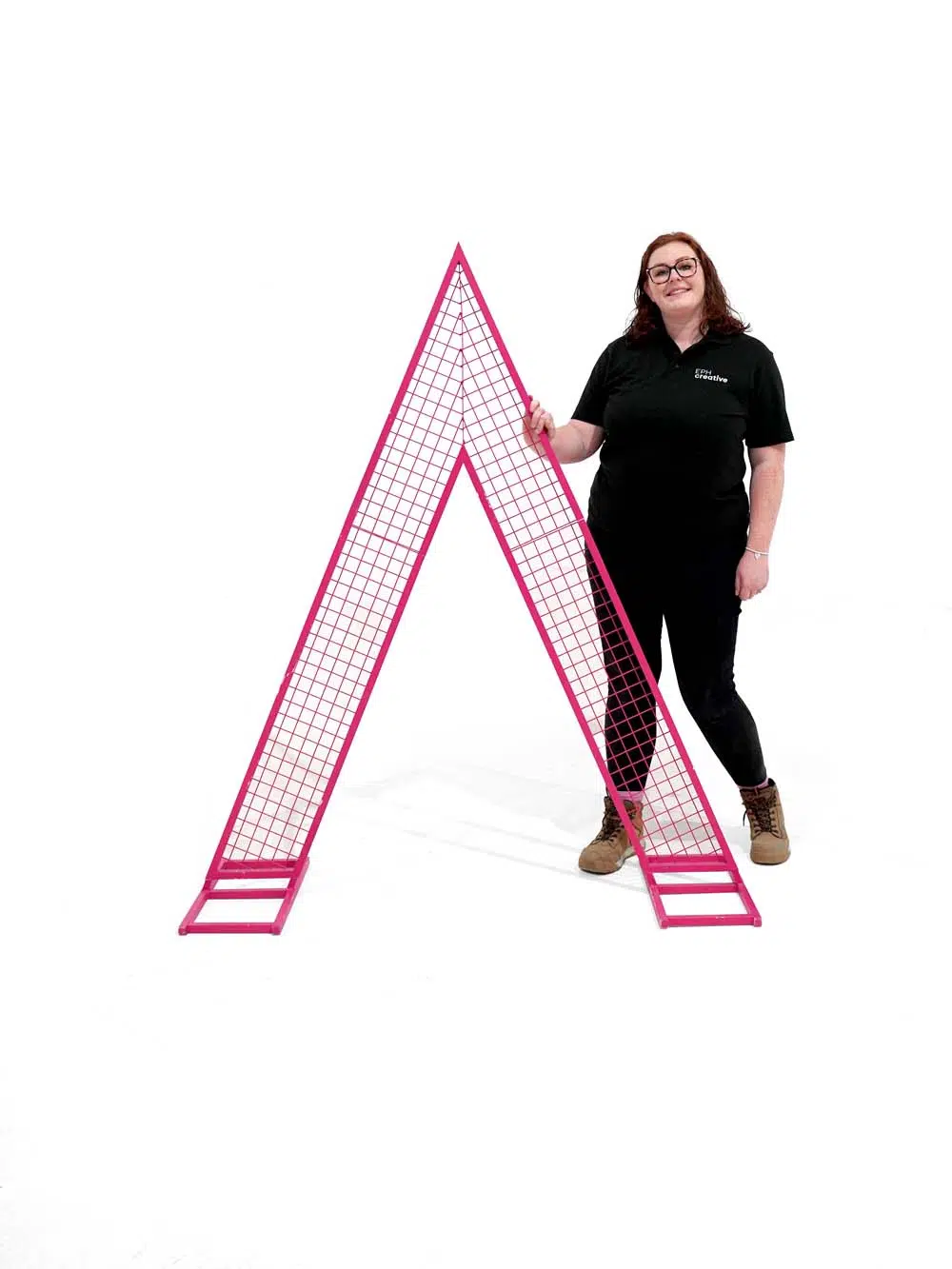 SN13270 _Triangular Mesh Frame - Pink - Medium_event_prop_hire_EPH_Creative_096 _optimised