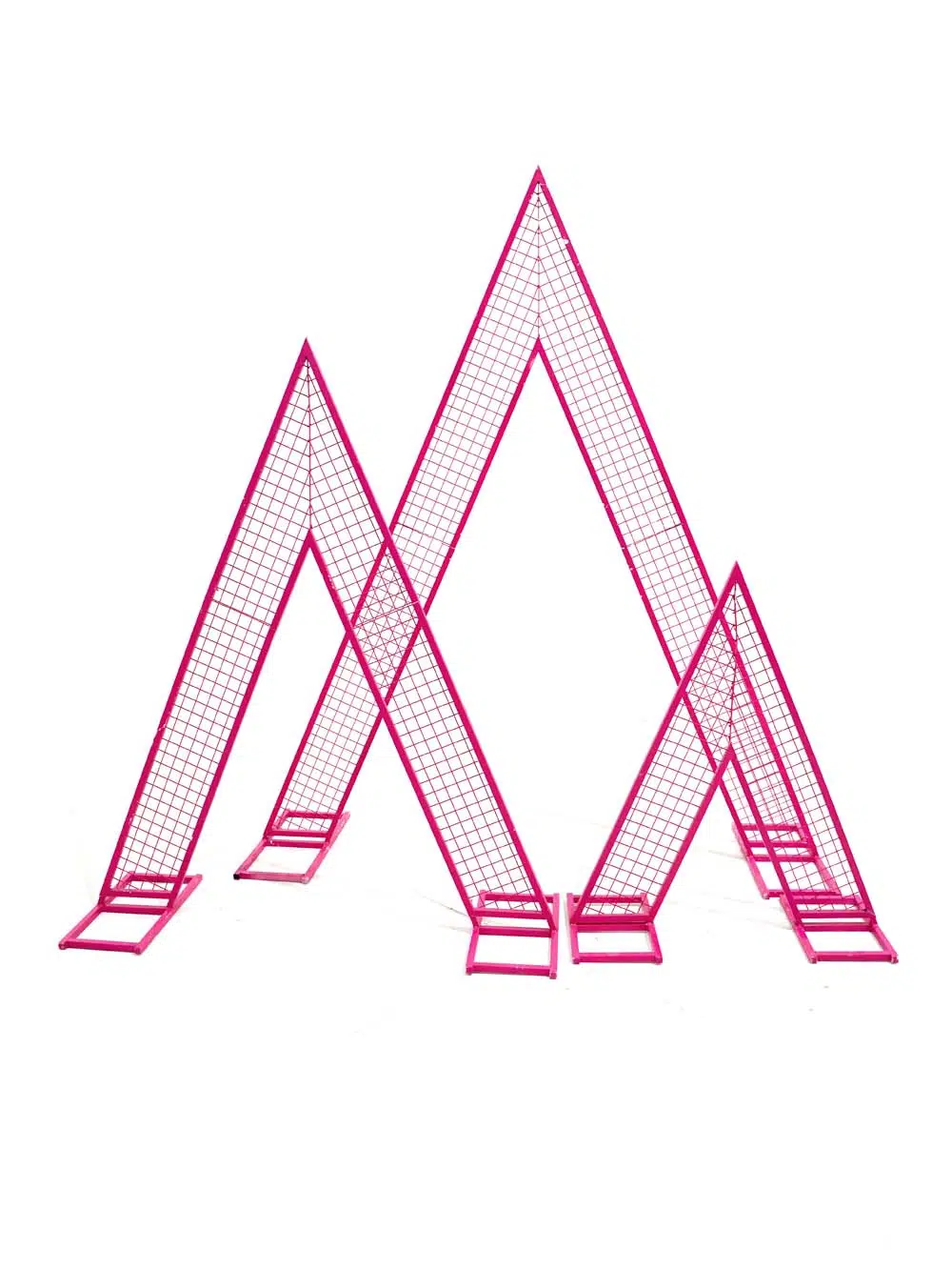 SN13481 _Triangular Mesh Frame - Pink - Set of 3_event_prop_hire_EPH_Creative_086 _optimised