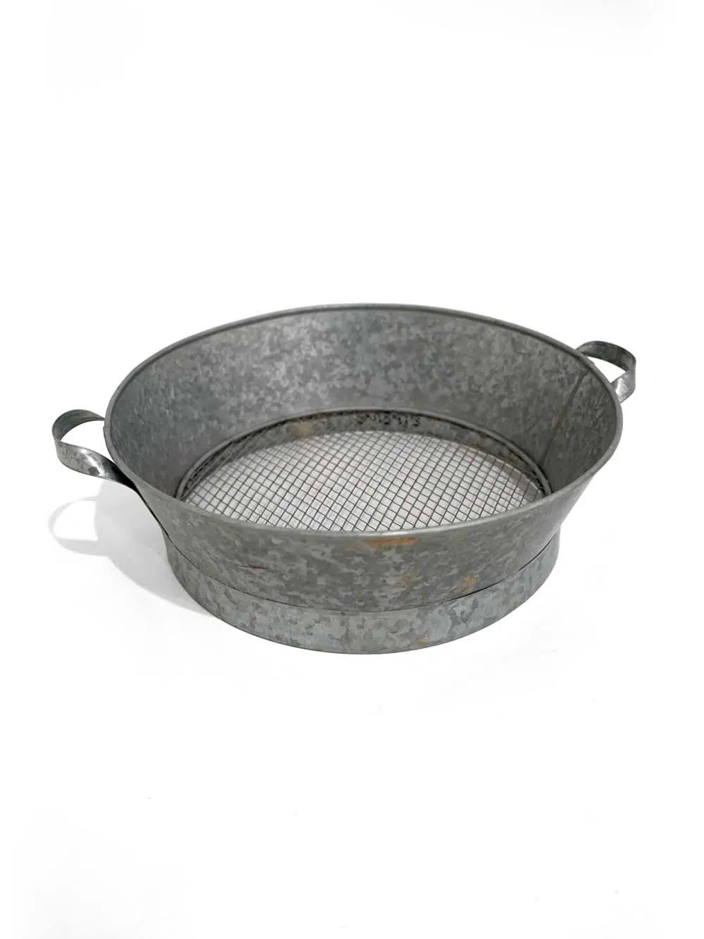 SN13913 _Galvanised Riddle_Sieve_event_prop_hire_EPH_Creative_567 _optimised