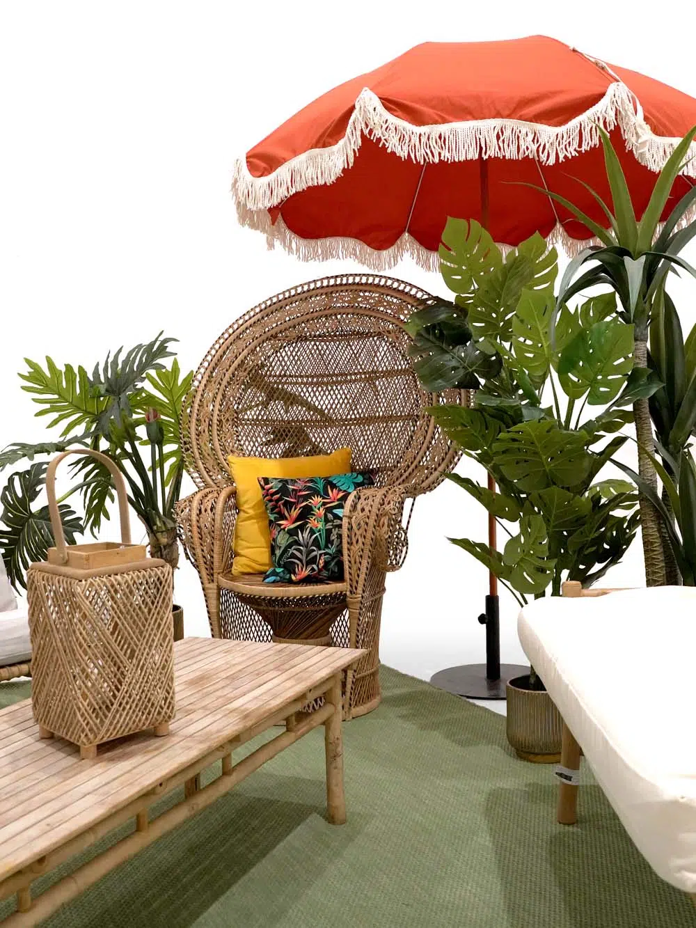 SN14088 _Tropical Beach - Ultimate Lounge Collection_event_prop_hire_EPH_Creative_9 (1) _optimised