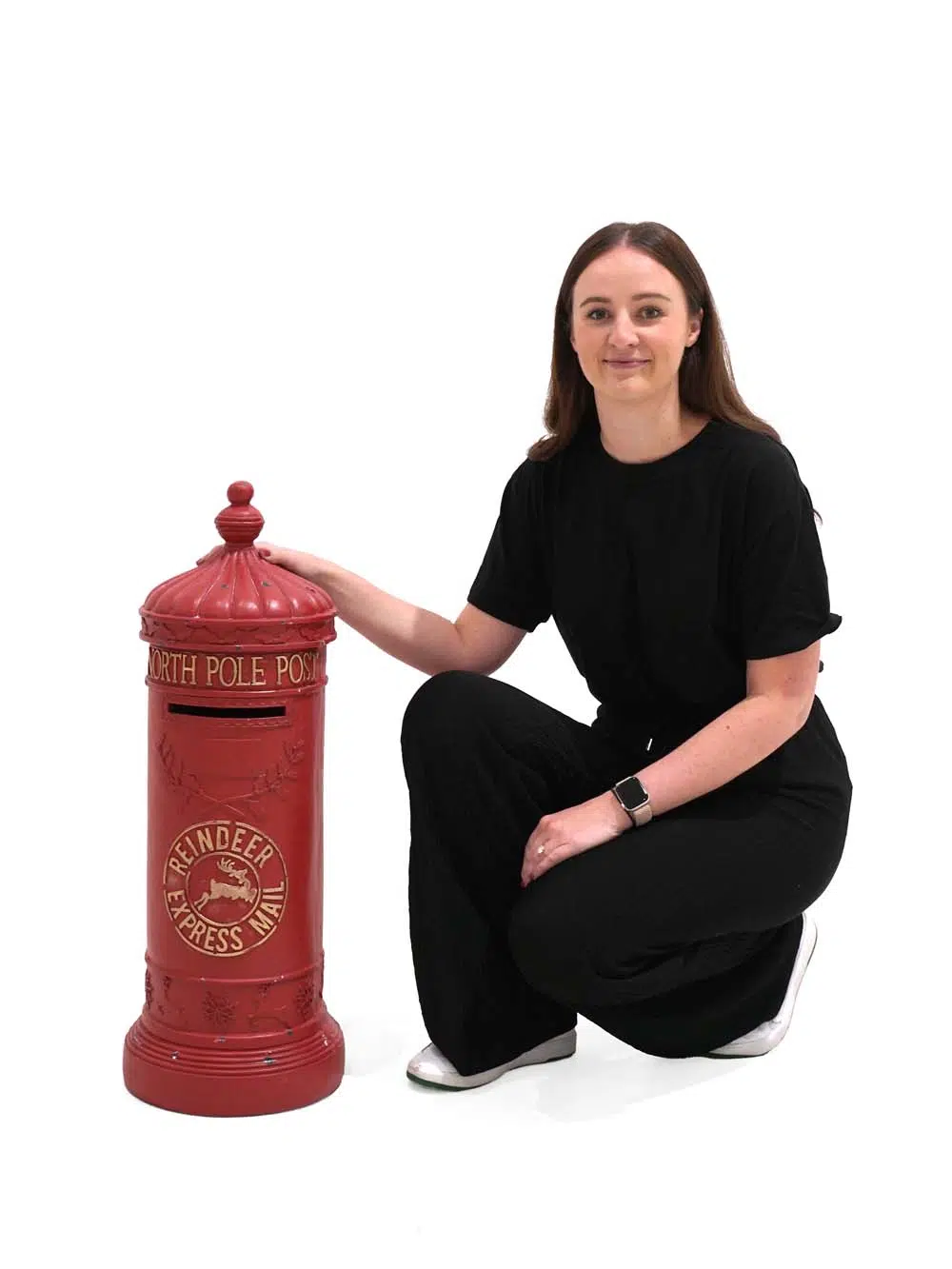 SN13987-_Round-North-Pole-Red-Post-Box-Small_event_prop_hire_EPH_Creative_028-copy-_optimised