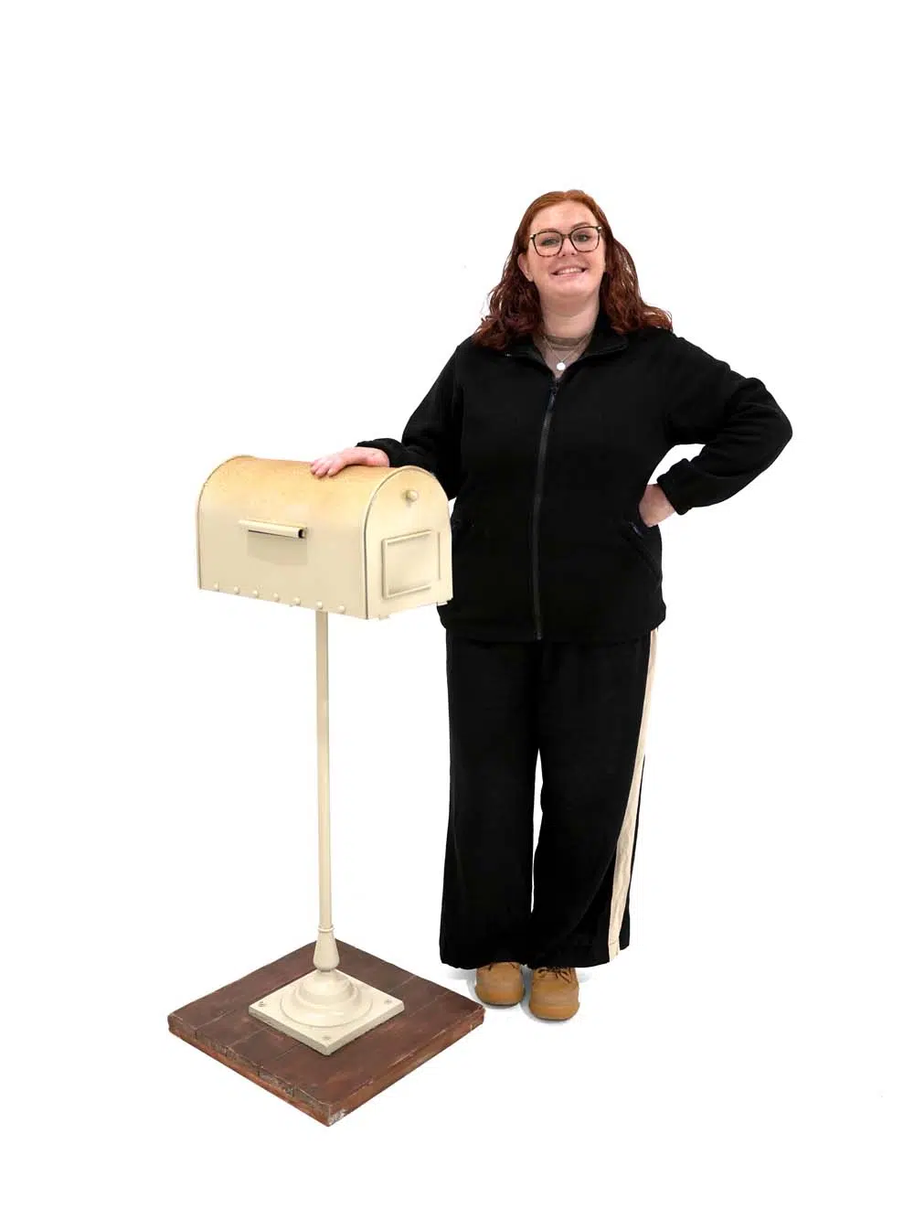 SN14442-_Glittered-Mailbox_event_prop_hire_EPH_Creative_051-copy-_optimised