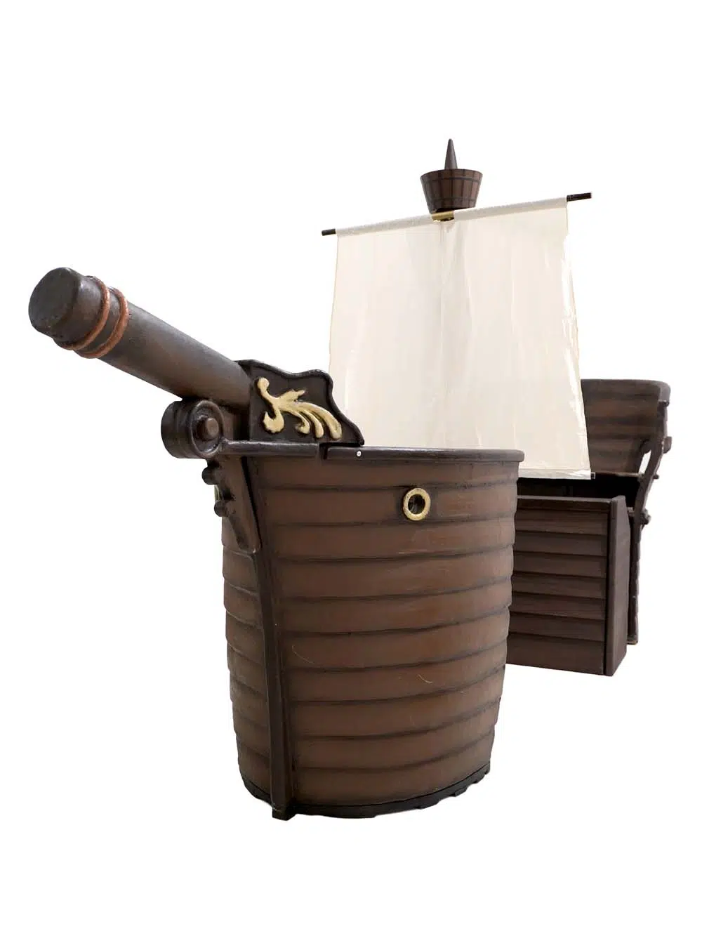 SN14551-_Pirate-Galleon-Light-Sail_event_prop_hire_EPH_Creative_471-_optimised