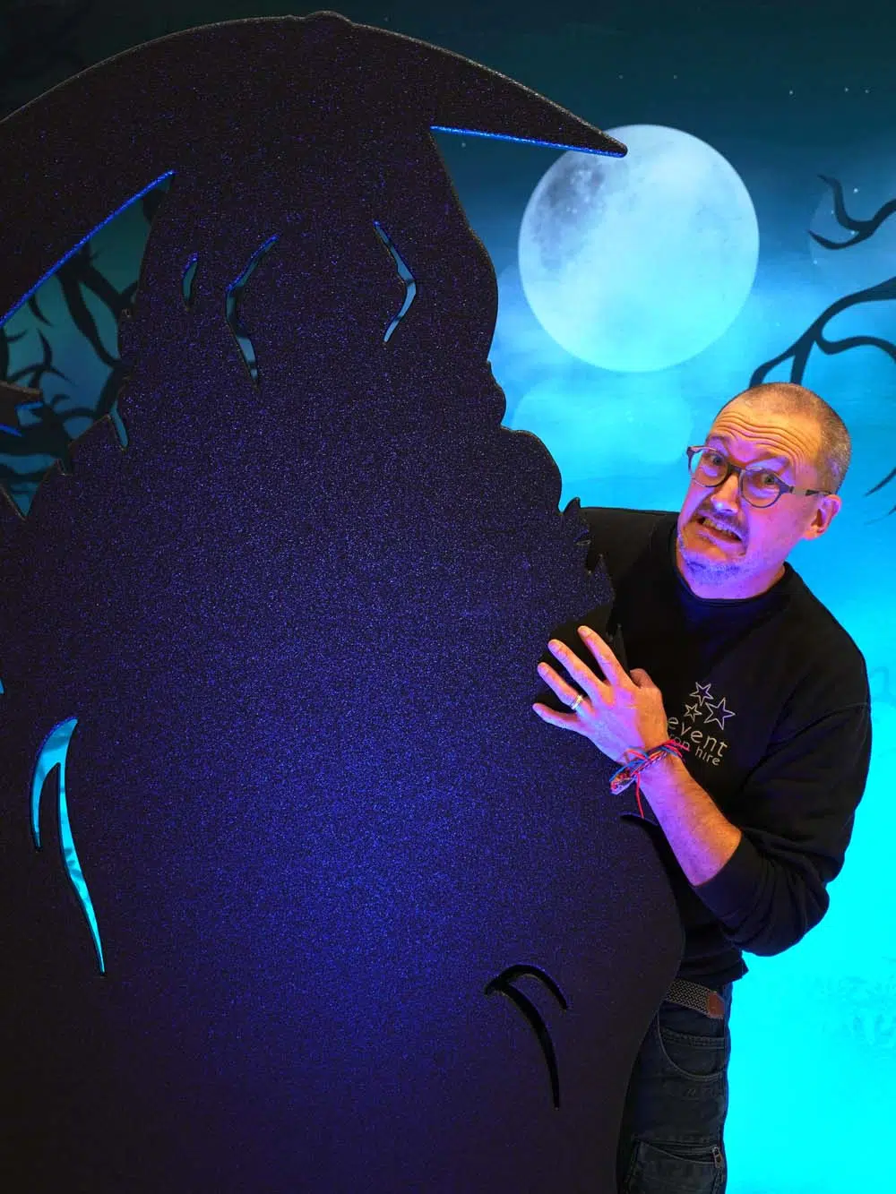 SN14714-_Halloween-Backdrop-Photo-Op-Grim-Reaper_event_prop_hire_EPH_Creative_086-copy-_optimised