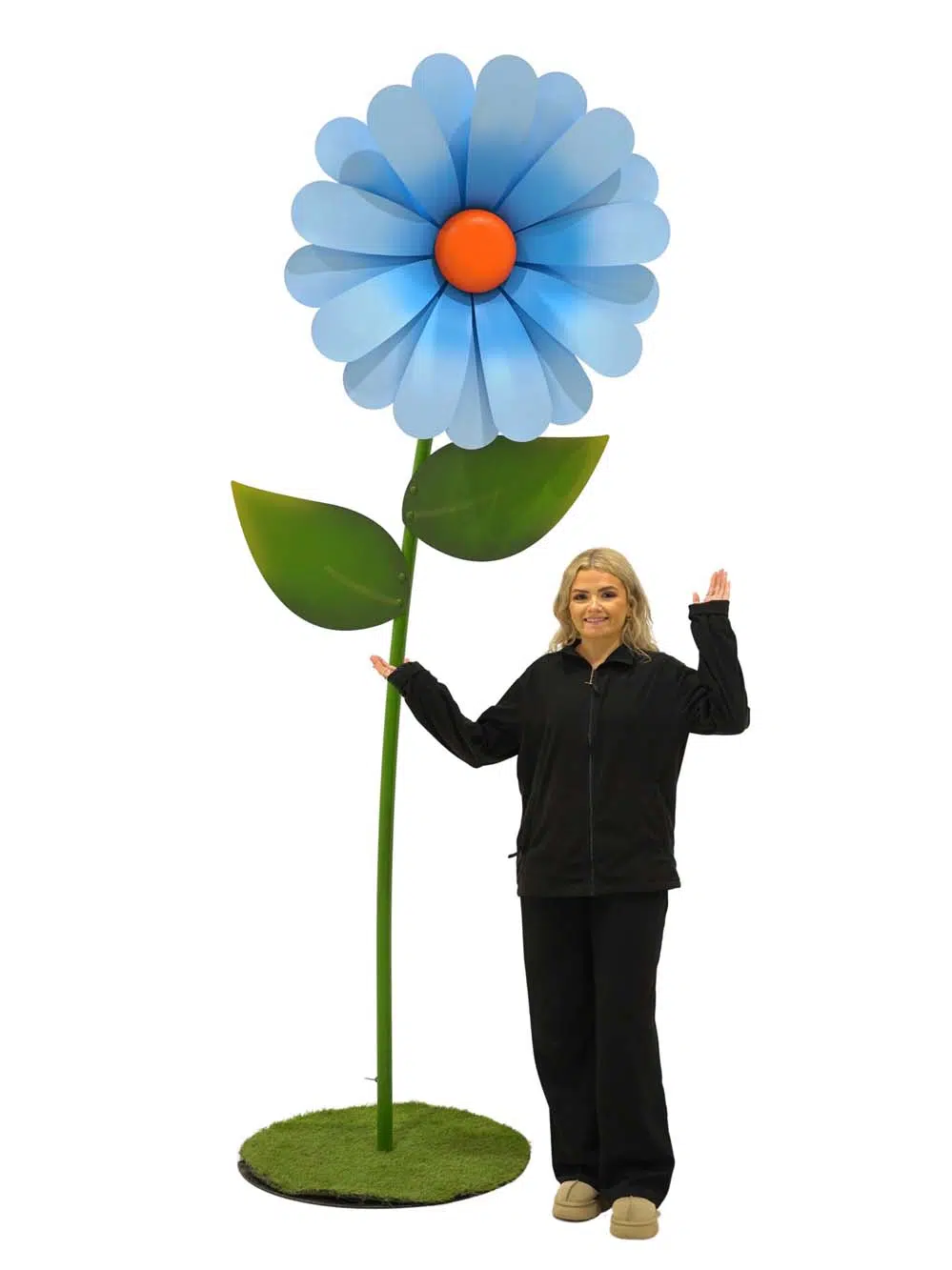 SN14756-_Giant-Flower-3m-Blue_event_prop_hire_EPH_Creative_237-copy-_optimised