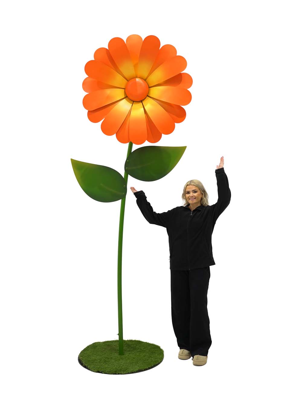 SN14762-_Giant-Flower-3m-Orange_event_prop_hire_EPH_Creative_325-copy-_optimised