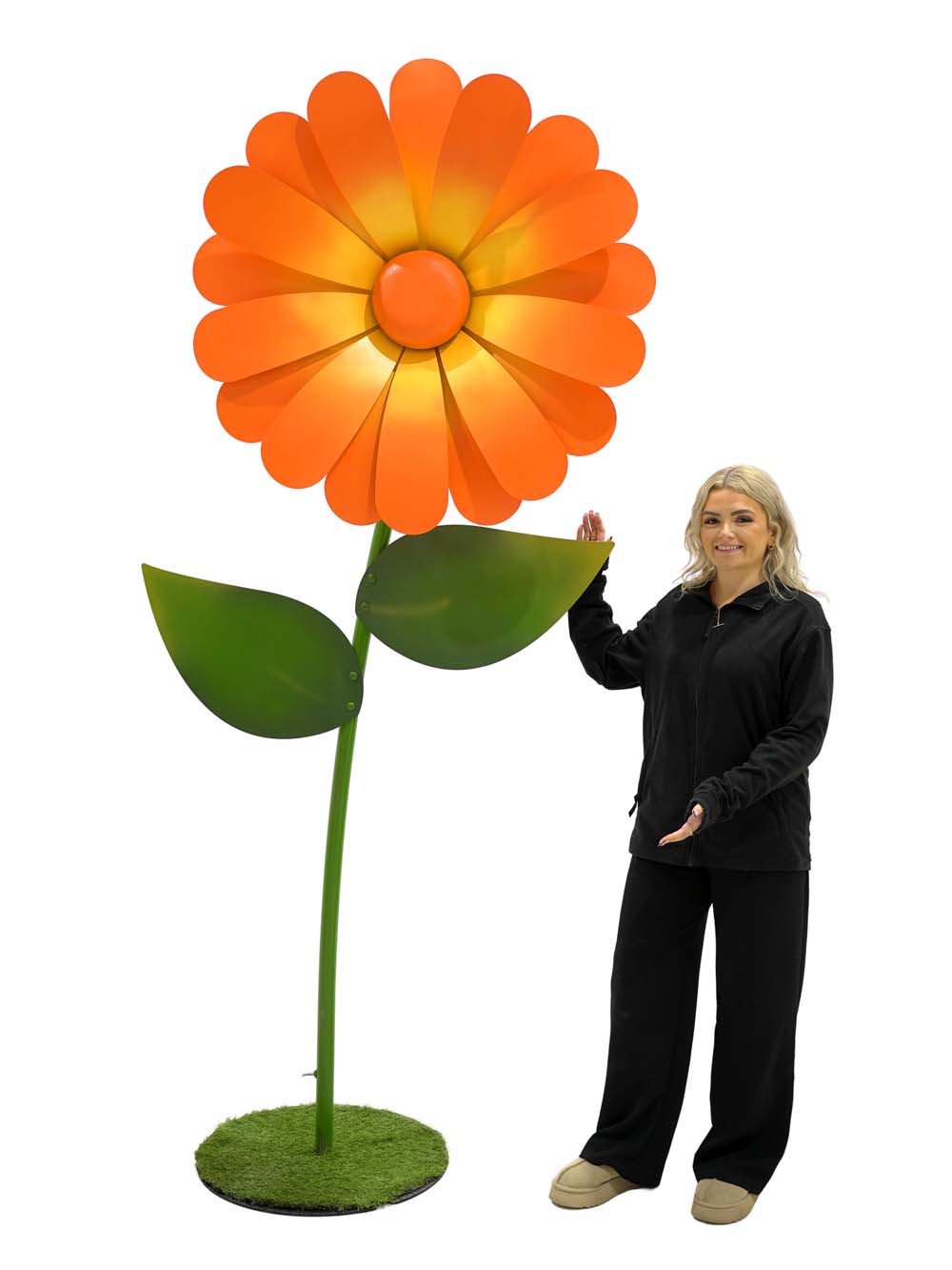 SN14763-_Giant-Flower-2.5m-Orange_event_prop_hire_EPH_Creative_334-copy-_optimised