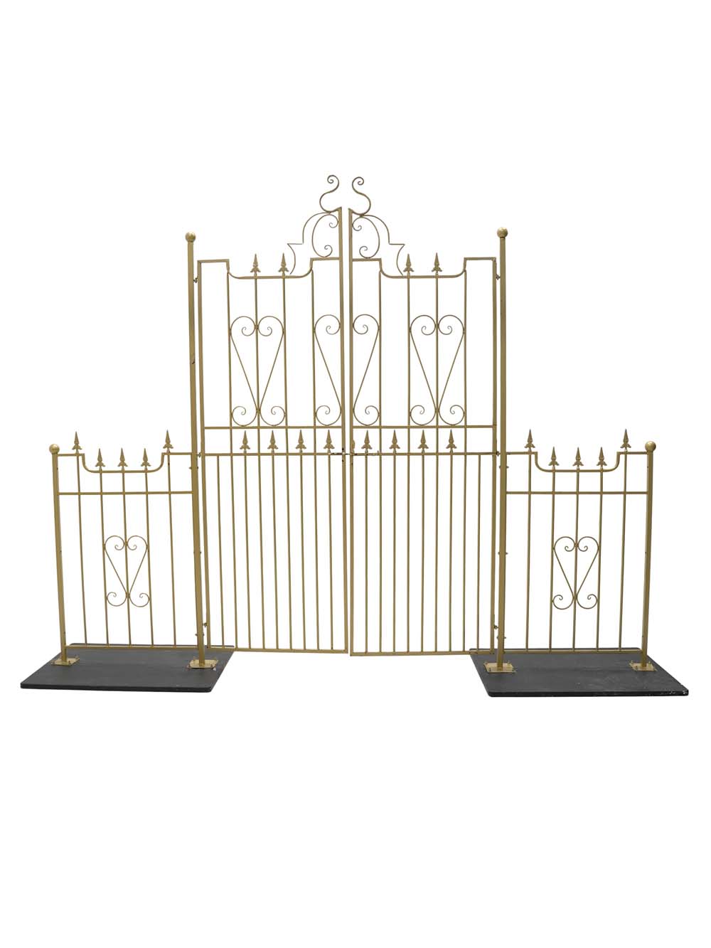 SN14986-_Ornate-Gates-Gold_event_prop_hire_EPH_Creative_183-copy-_optimised