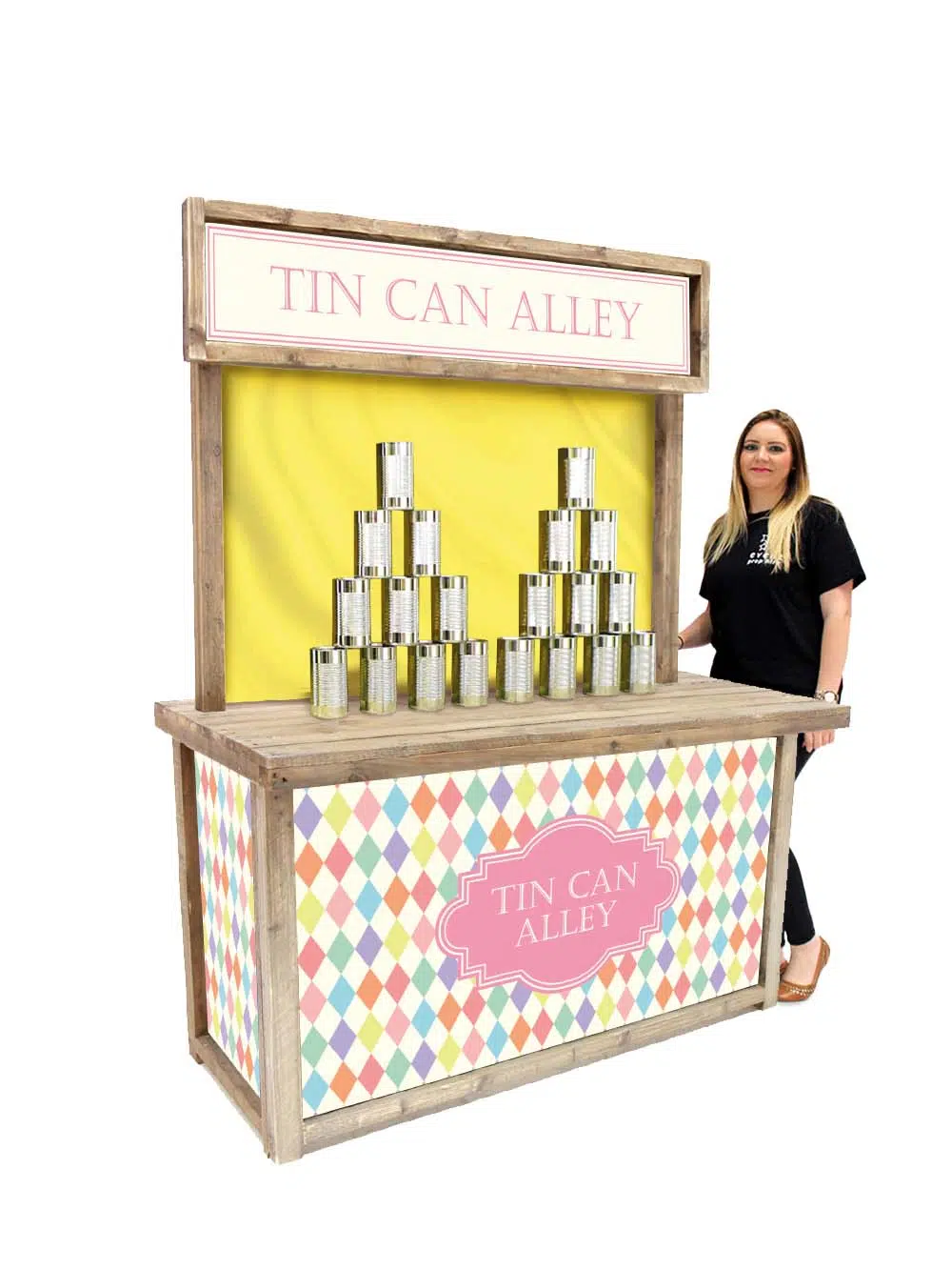 SN15661 Tin Can Alley Fairground Game (Spring Edition) - Yellow Curtain - with model _optimised